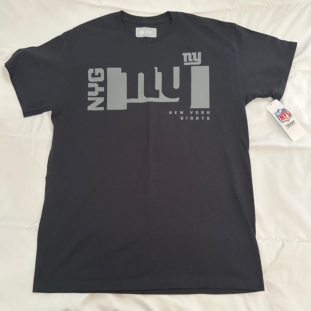 NFL New York Giants Black Tee with Gray Logo